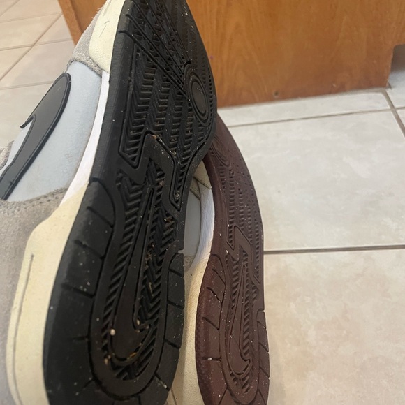 2012 Nike Renzo 2 Mens 8.5 Skateboard Low Suede Leather Gray Black - Picture 10 of 12